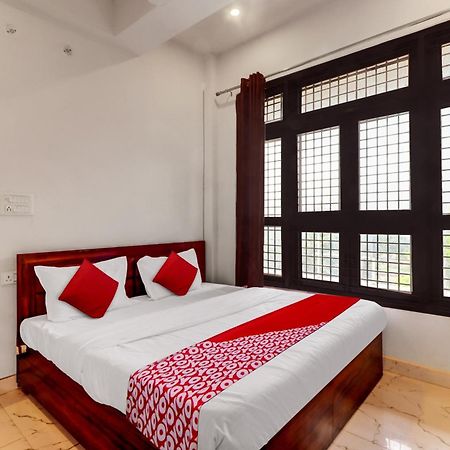 Hotel O Om Pushp Residency Mathura Extérieur photo
