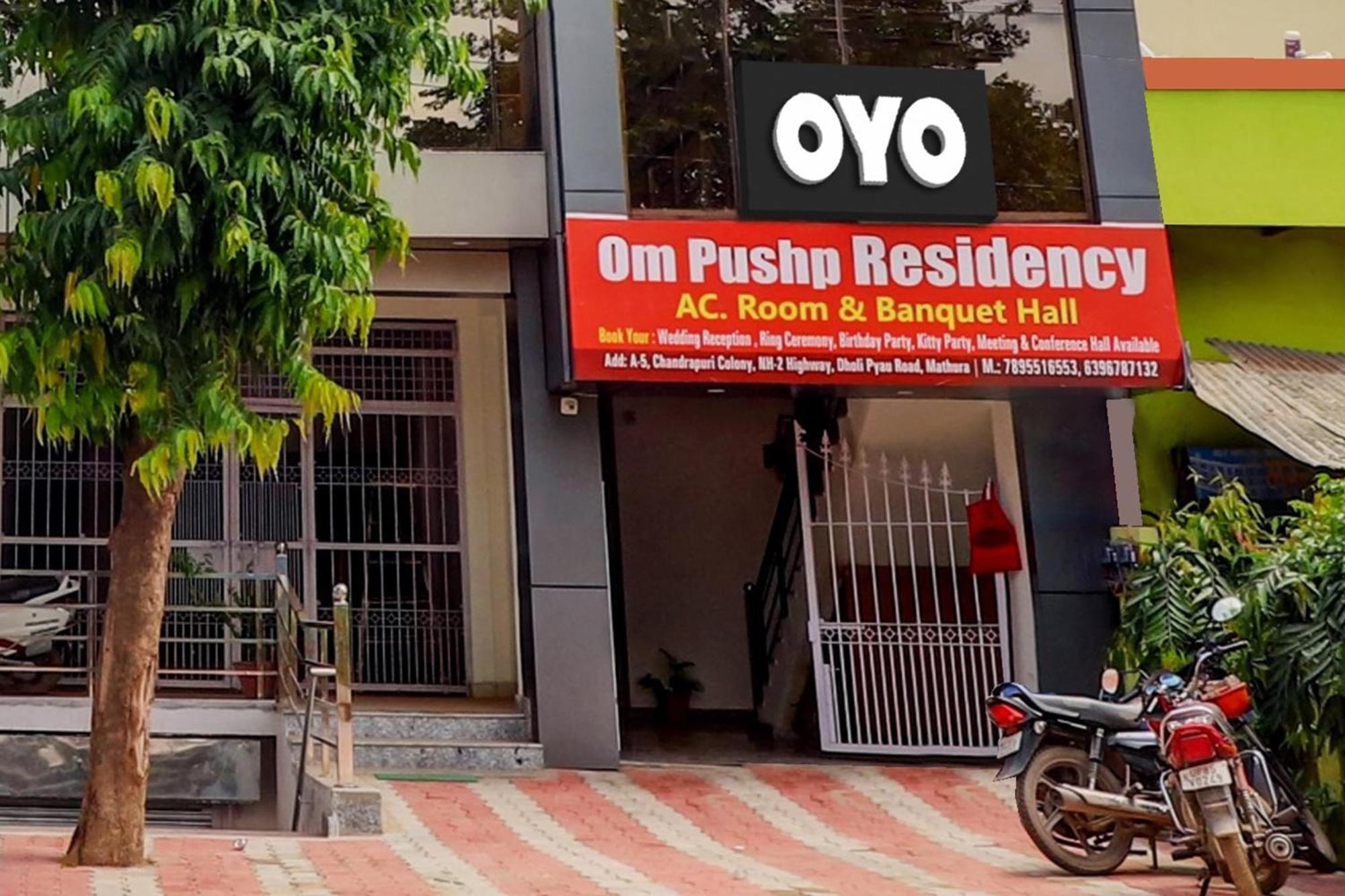 Hotel O Om Pushp Residency Mathura Extérieur photo